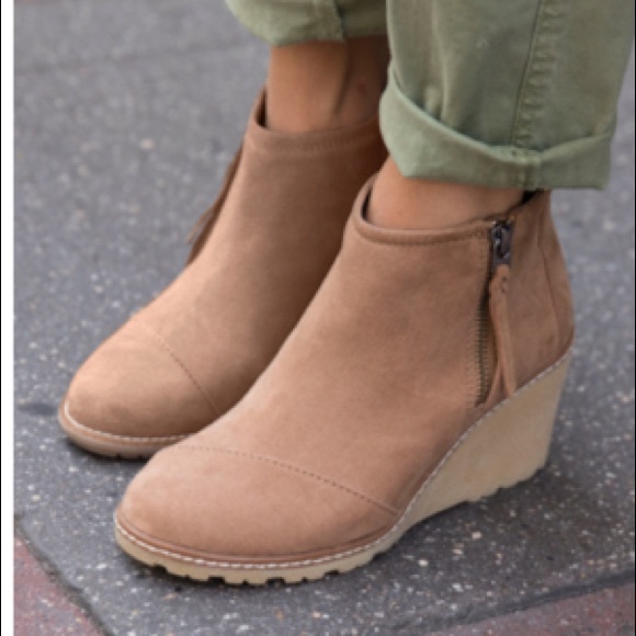 Avery wedge bootie toms Clearance